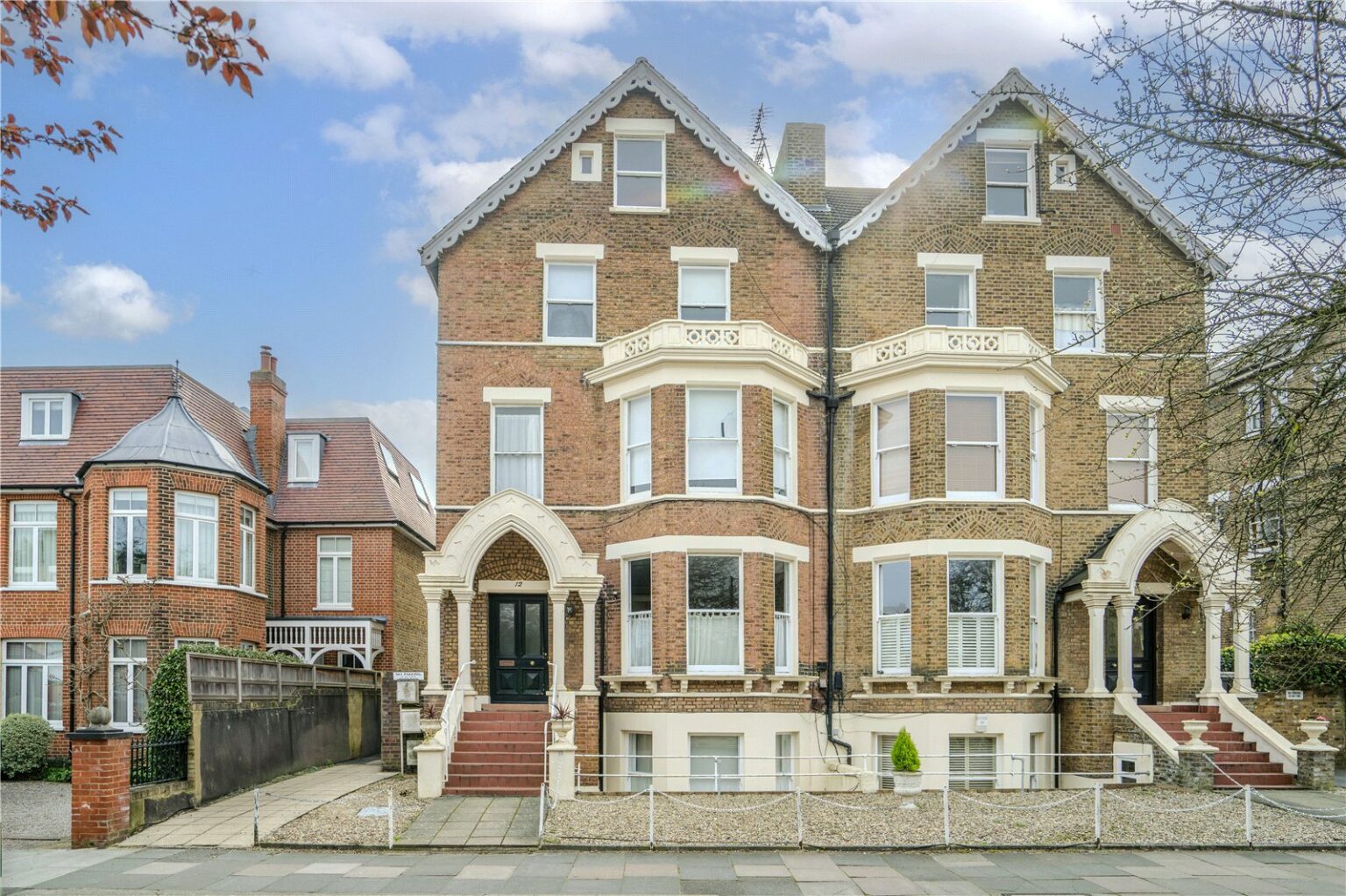 Kew Gardens Road, Richmond, TW9 gallery 1