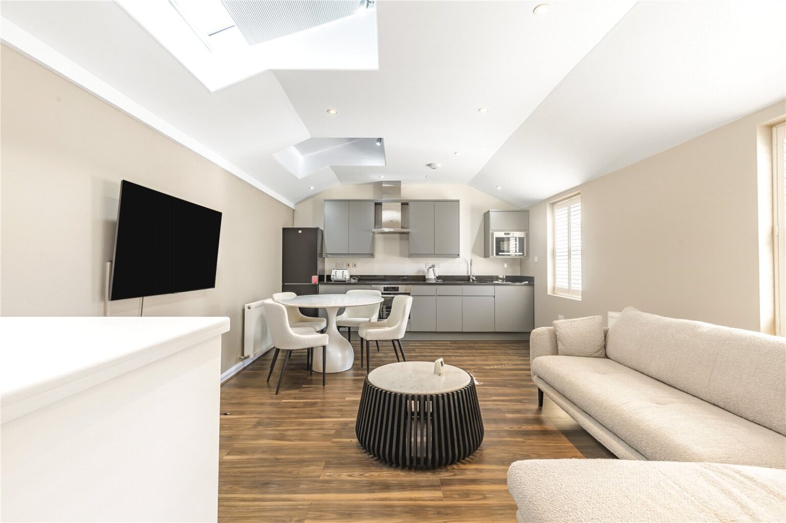 Foxton Mews, Richmond, TW10 gallery 5