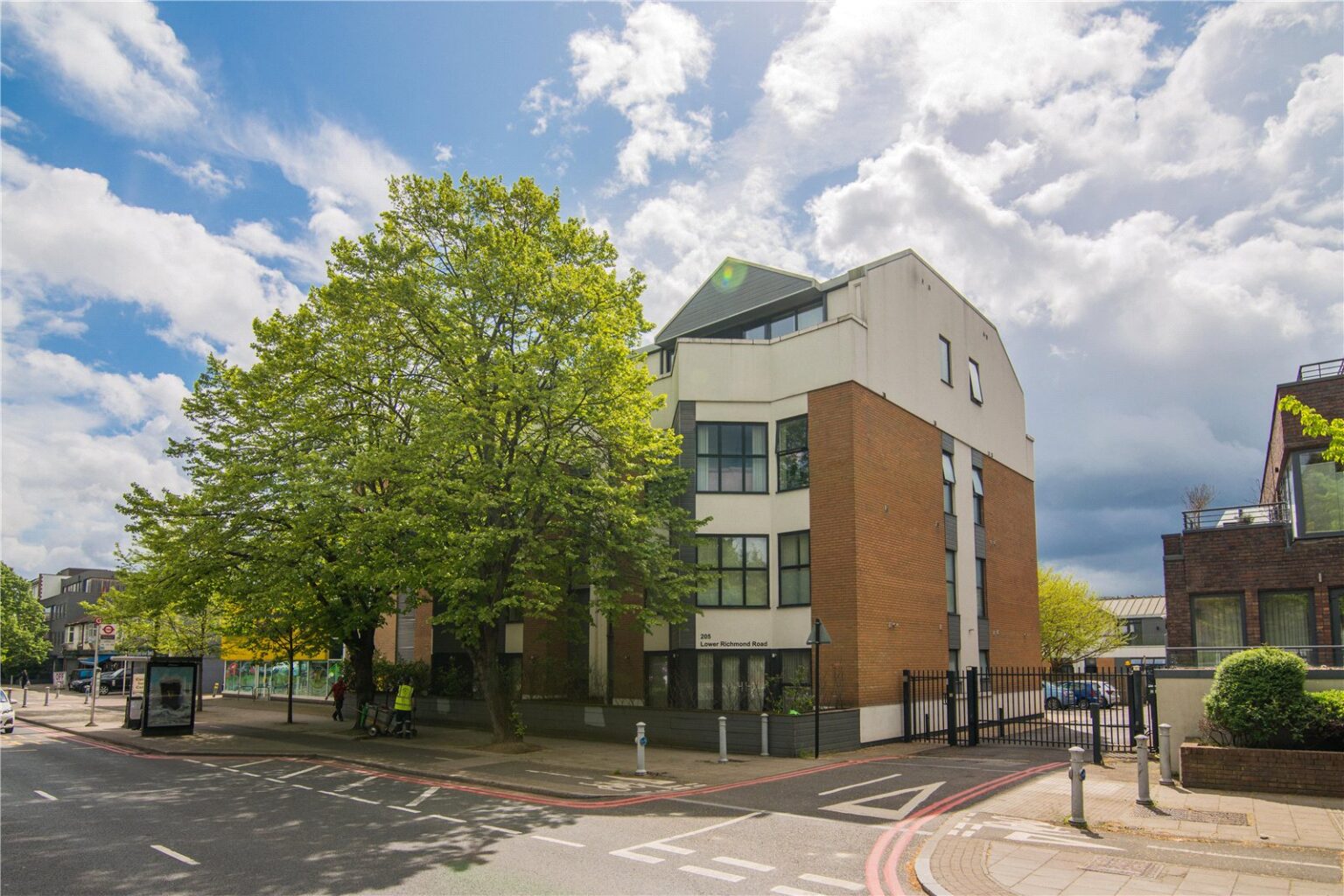 Lower Richmond Road, Richmond, TW9 gallery 1