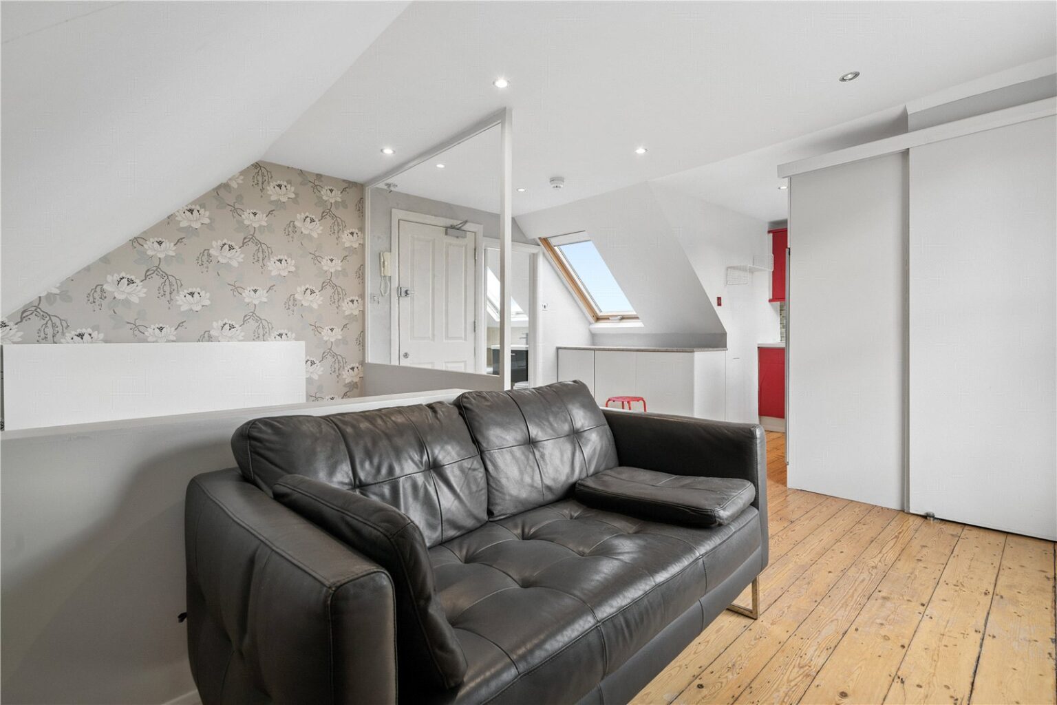 Kew Gardens Road, Richmond, TW9 gallery 5