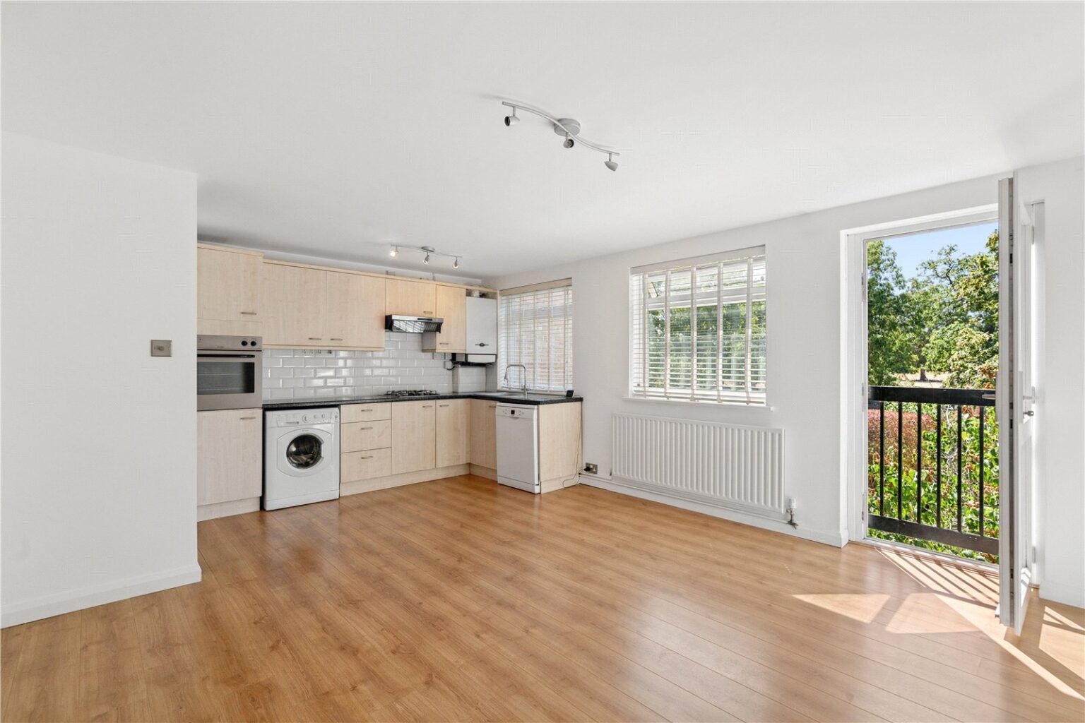 Harrowdene Gardens, Teddington, TW11 gallery 2