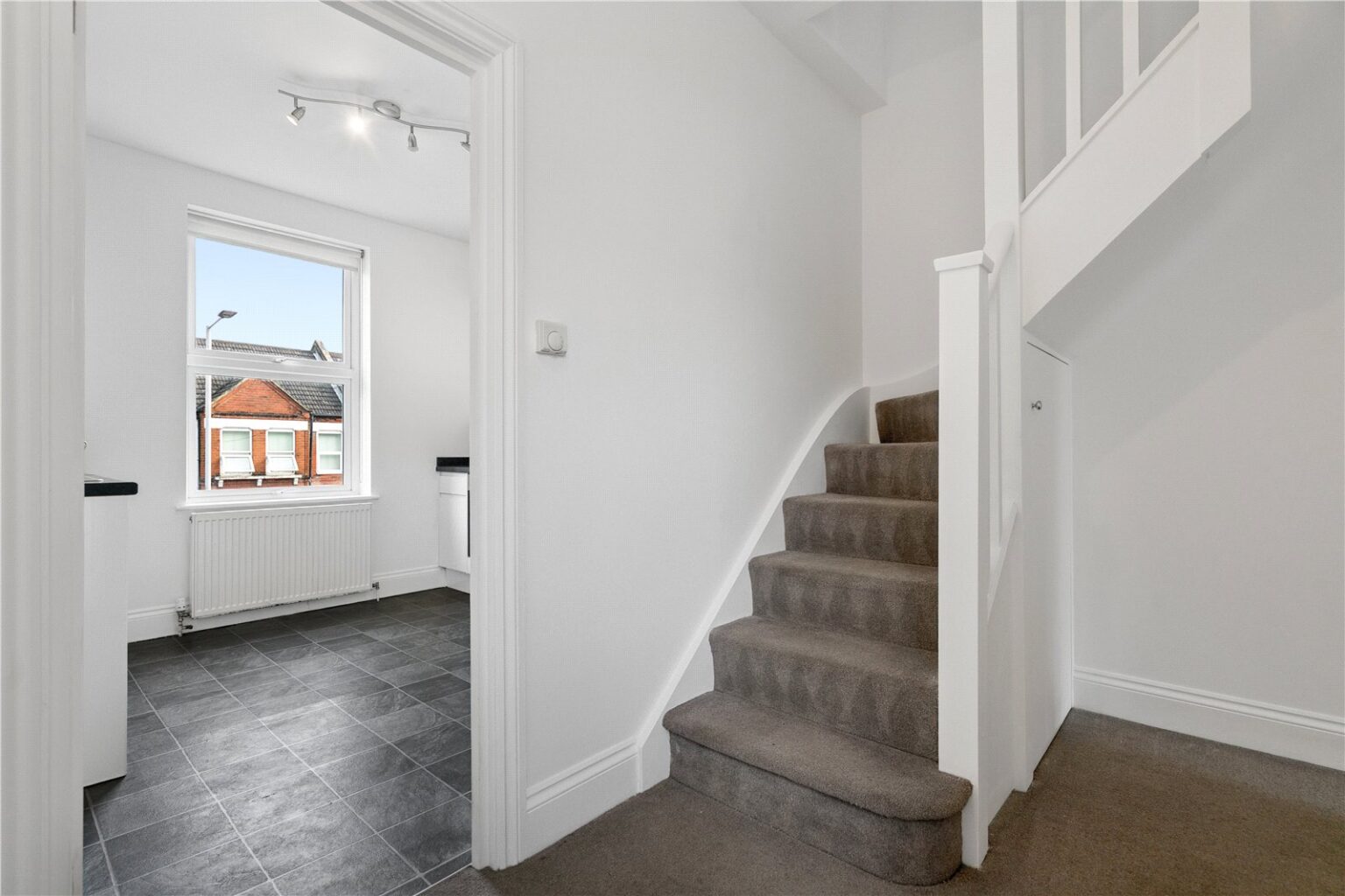 Hawks Road, Kingston upon Thames, KT1 gallery 5