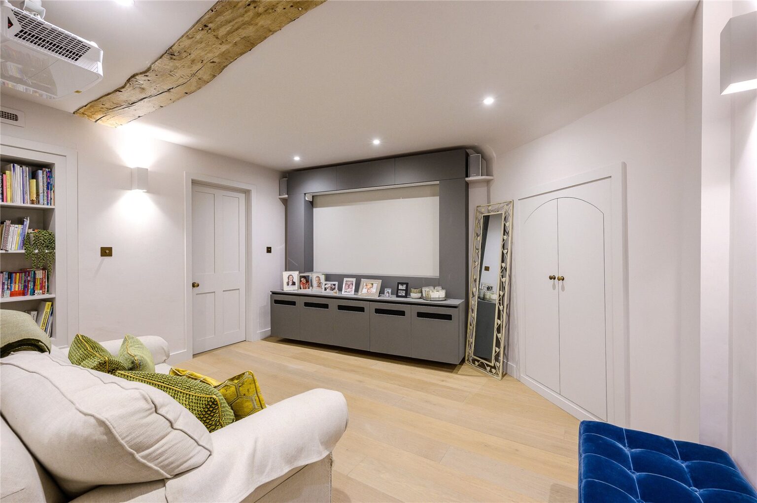 The Green, Richmond, TW9 gallery 7