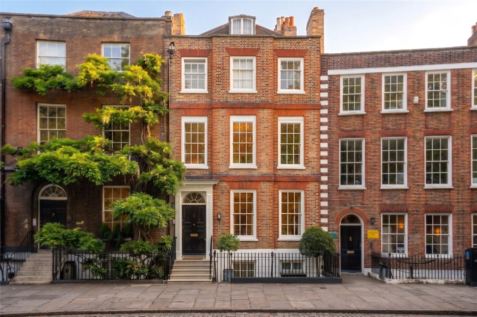 The Green, Richmond, TW9 gallery 1