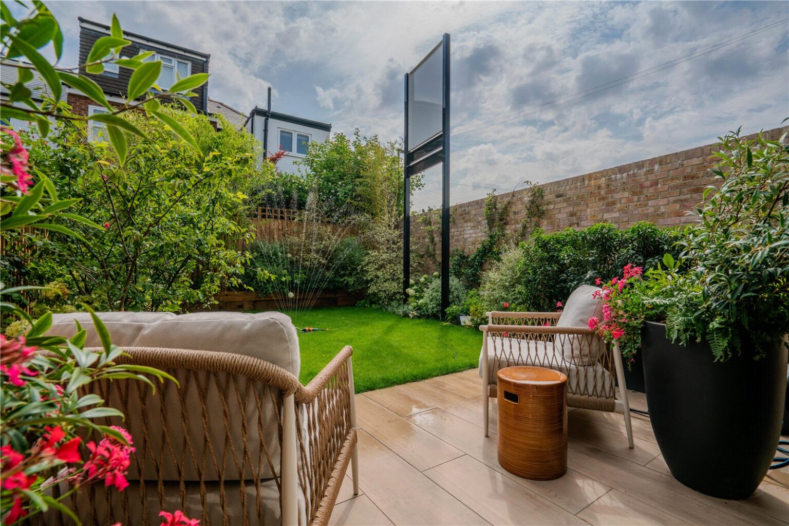 Bakers Mews, Twickenham, TW2 gallery 17