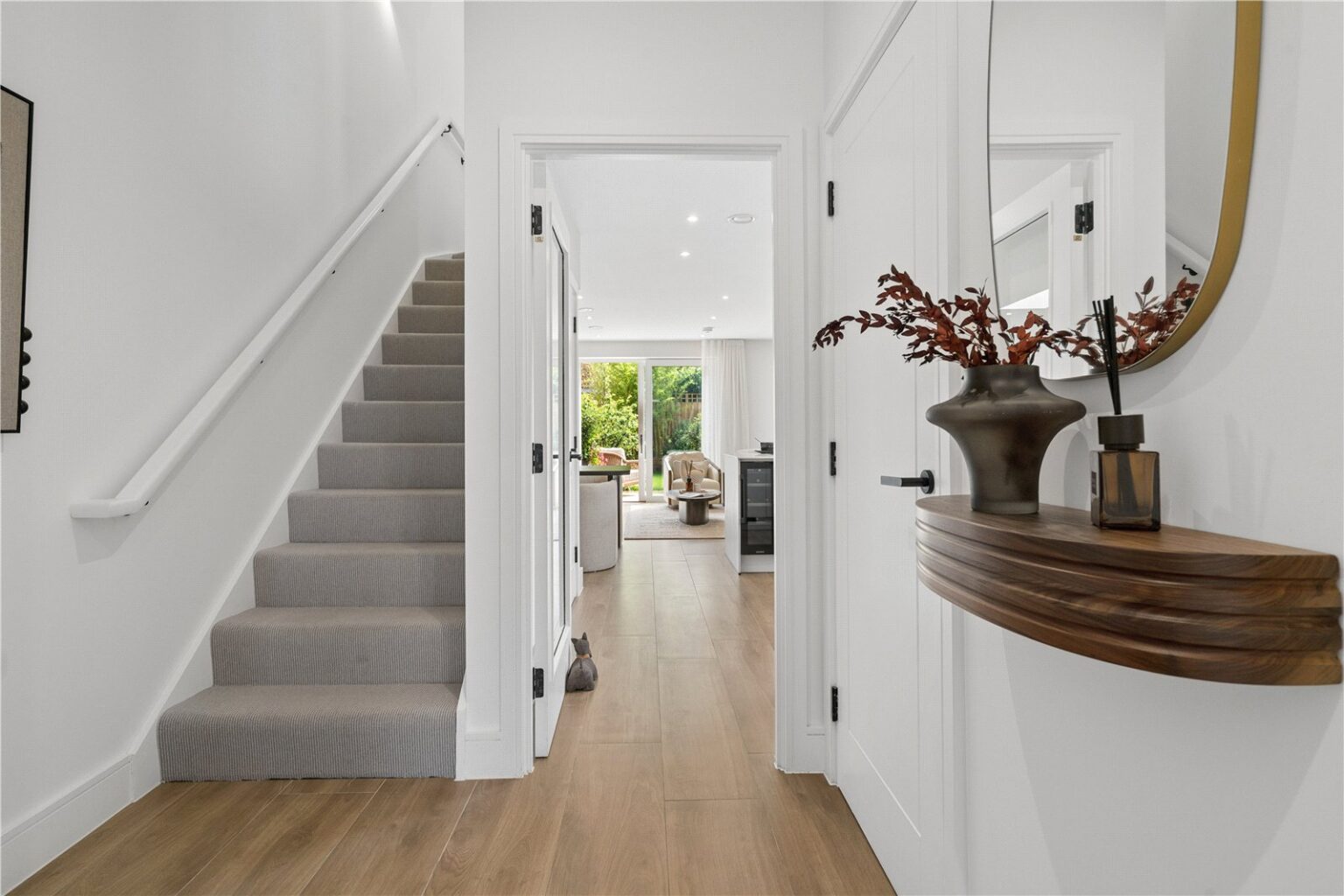 Bakers Mews, Twickenham, TW2 gallery 8