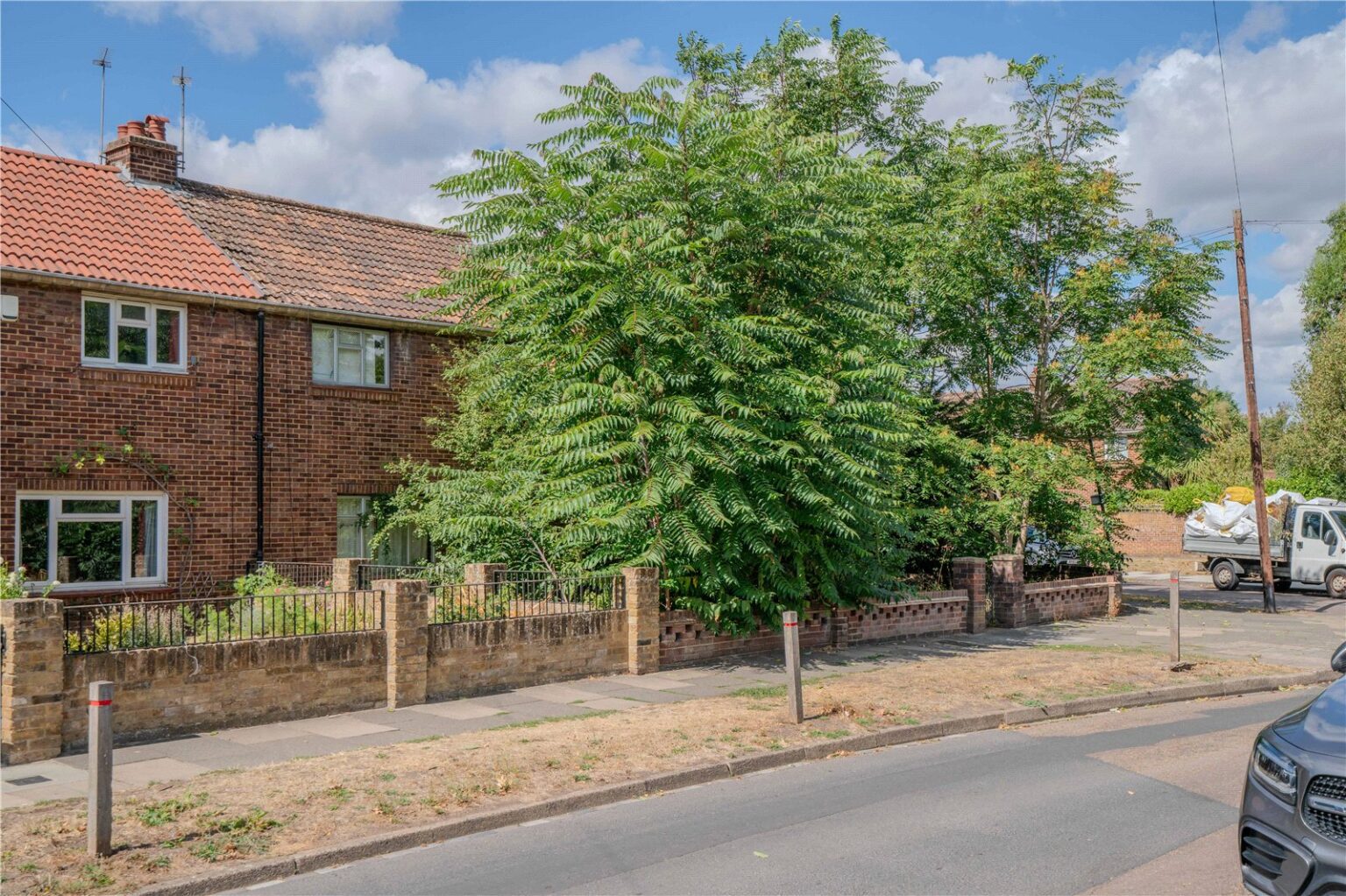 Clifford Road, Richmond, TW10 gallery 2