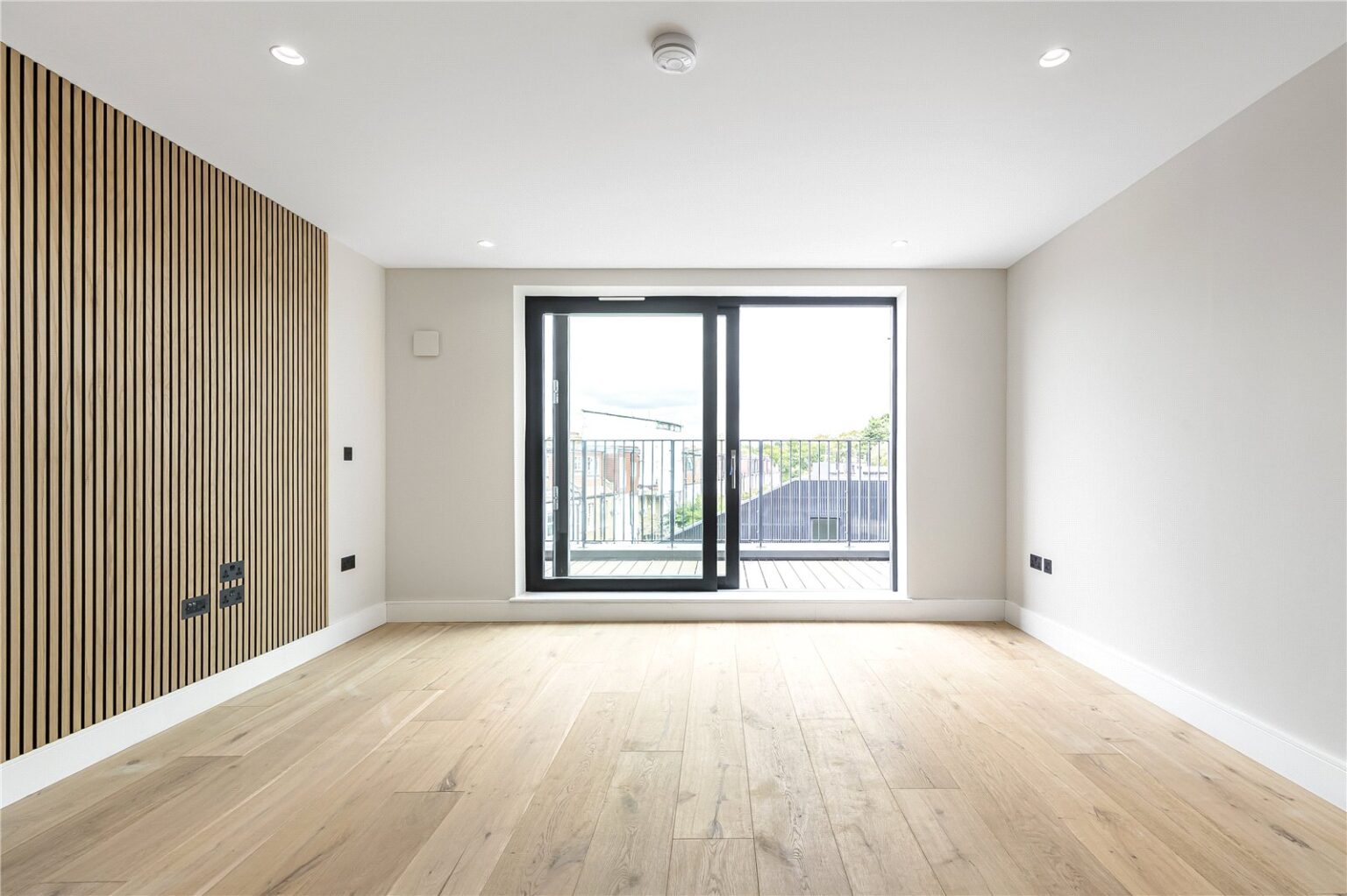 Priests Bridge, East Sheen, SW14 gallery 3