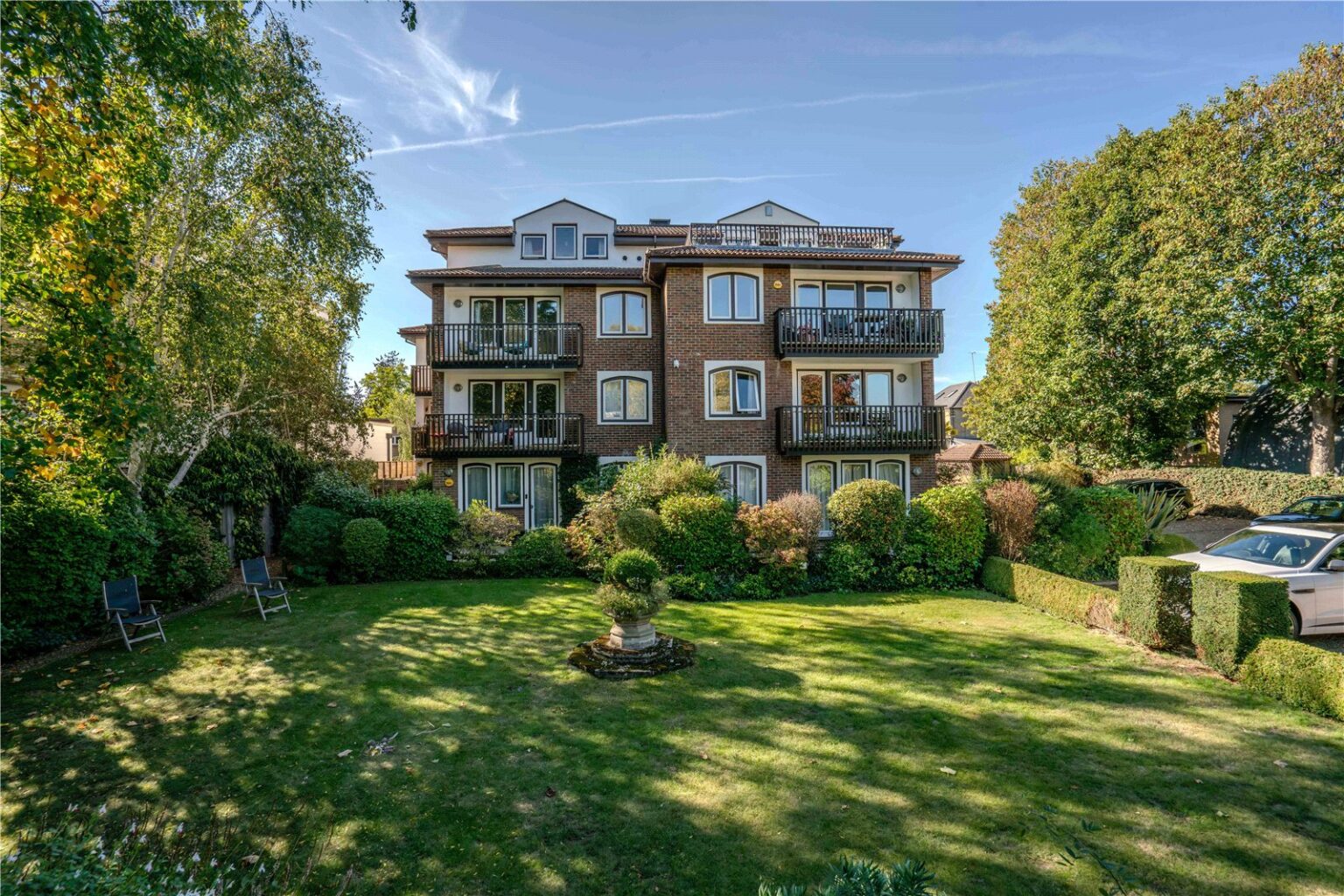 Willoughby Road, Twickenham, TW1 gallery 1